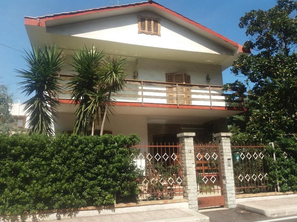Residenza Nisio Villa Bari Exterior foto